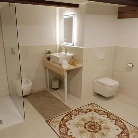 Woodlight Loft - Self Check-in&sauna Diebach